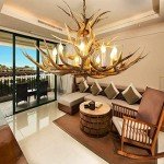 Rustic Antler Chandelier with 8 Lights