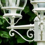 Hofstein Lentua Antique-Style Outdoor 3-Arm Lamp