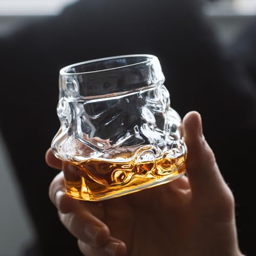 Original Stormtrooper Decanter Set with 2 Whiskey Glasses