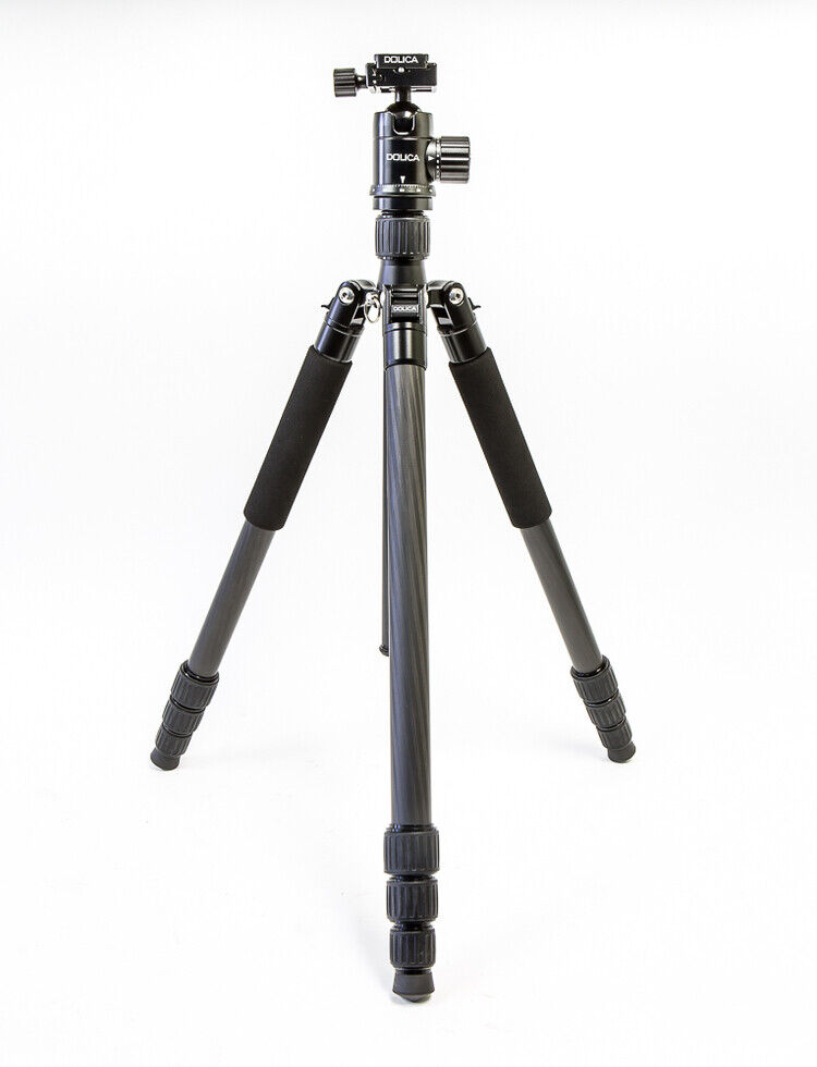 Pentax-ready Tripod: DOLICA Odyssey 60"/70
