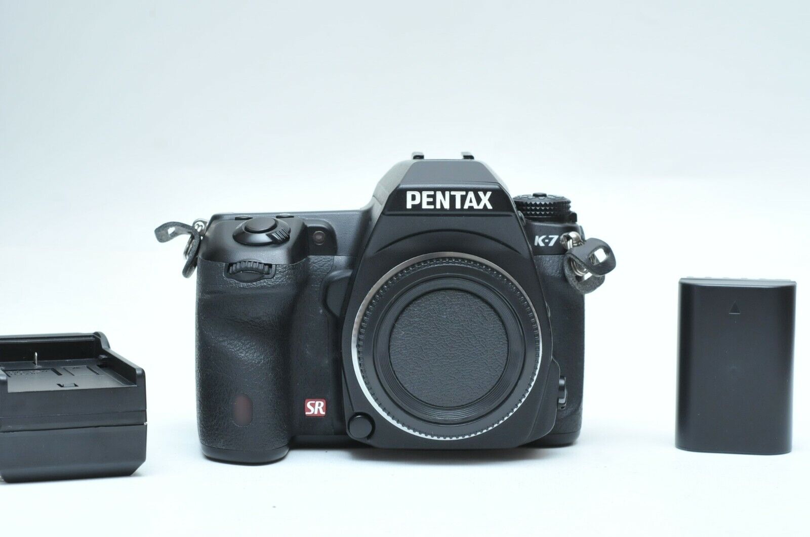 Pentax K-7 DSLR Camera (Body Only)