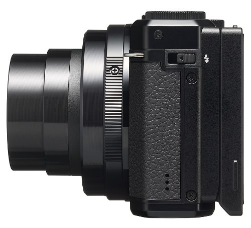 New Pentax MX-1 12MP Camera with Stabilized Zoom