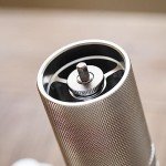 Manual Coffee Grinder with Adjustable Thickness - Silver