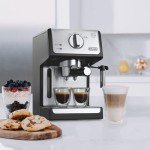 De'Longhi 15-Bar Espresso Machine with Milk Frother