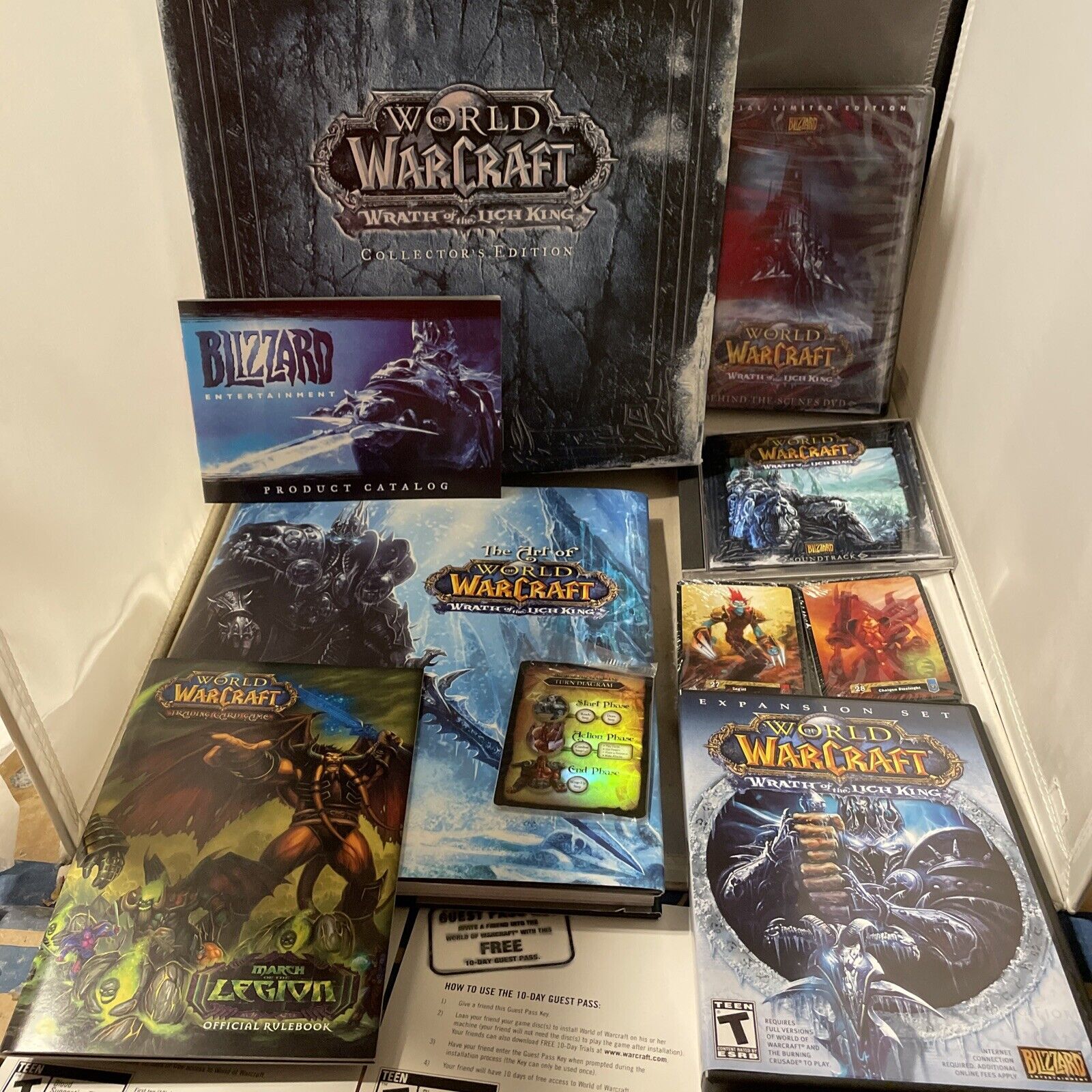 WoW Collector's Wrath of Lich King with Cards & DVD