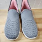 STQ Women’s Light Gray Slip-On Walking Sneakers
