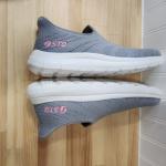 STQ Women’s Light Gray Slip-On Walking Sneakers