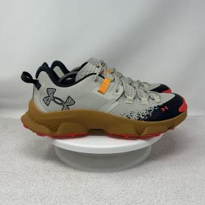 Under Armour Charge Expanse Low Trail Sneakers