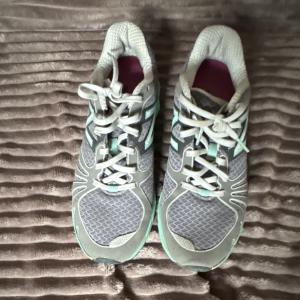 New Balance Gray Mint Women's Running Sneakers