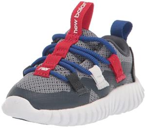 New Balance Boys' Wide Playgruv Sneaker, Size 13