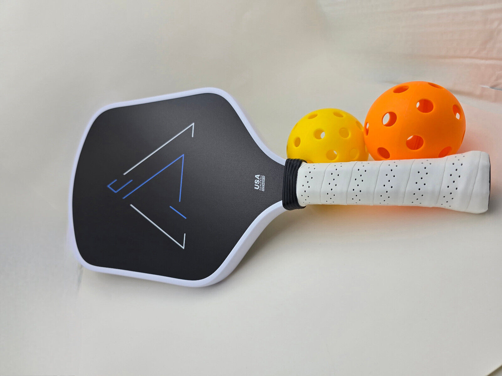 Elite T700 Carbon Fiber Pickleball Paddle