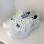 Skechers Women’s White Smash Pickleball Shoes Size 7.5