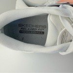 Skechers Women’s White Smash Pickleball Shoes Size 7.5