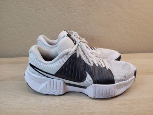 Nike ZOOM CHALLENGE Women's Pickleball Sneakers Size 9