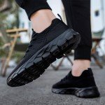 YITUHIO Men's Lightweight Black Running Sneakers