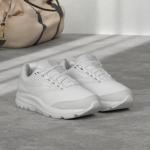 Brooks Women's Addiction Walker 2 Sneakers, White