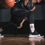 PEAK Men's Flash Basketball Sneakers with Adaptive Cushioning