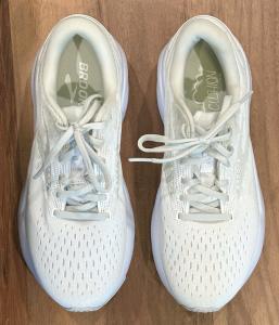 Brooks Ghost 16 Women's Running Shoes - White/Grey