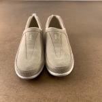 Lands End Women's Size 9.5 Beige Slip-On Sneakers
