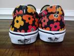 Vans Classic Slip-On Sneakers - Flower Print