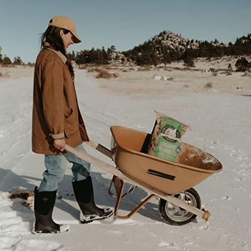 Organic Layer Crumbles - Sustainable Protein Feed