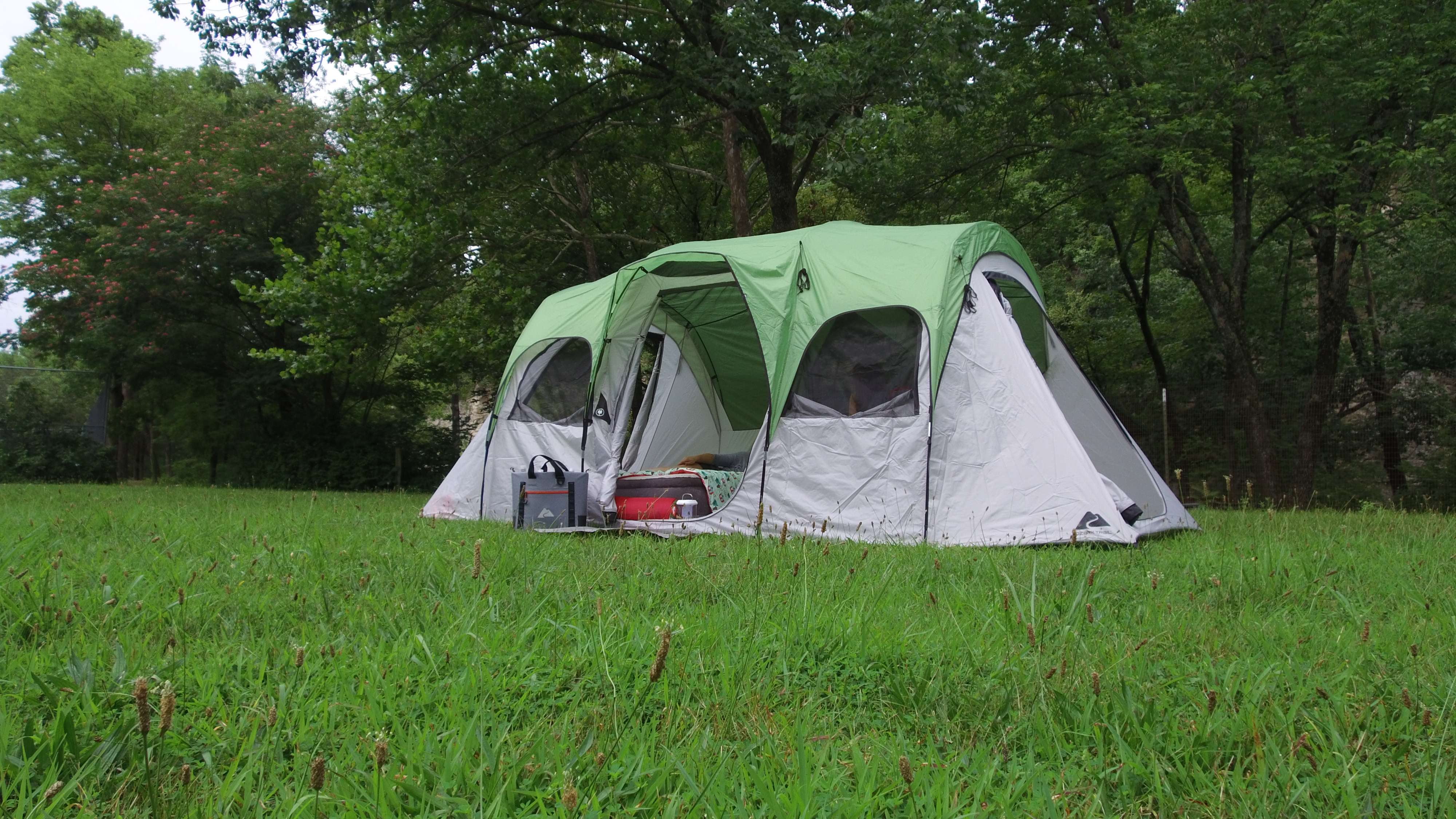 Ozark Trail 8 Person Clip & Camp Family Tent