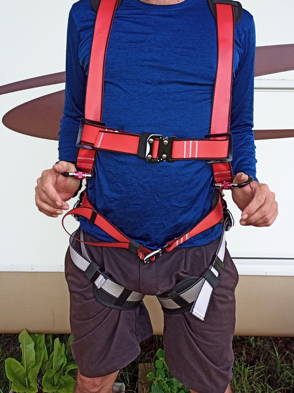 Paragliding Ground Handling Harness with Carabiners