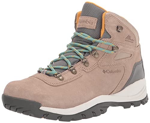 Columbia Women's Waterproof Hiking Boot, Tan/Green, Size 6.5