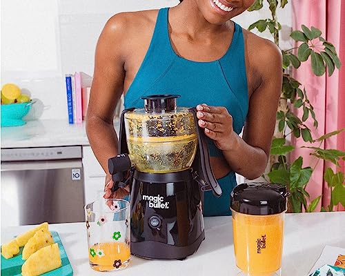 Black Magic Bullet Mini Juicer with Cup