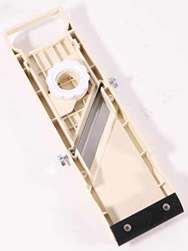 Benriner Mandoline Slicer with 4 Blades, Japanese Stainless Steel, BPA Free, 12.75 x 3.625-Inches, Beige