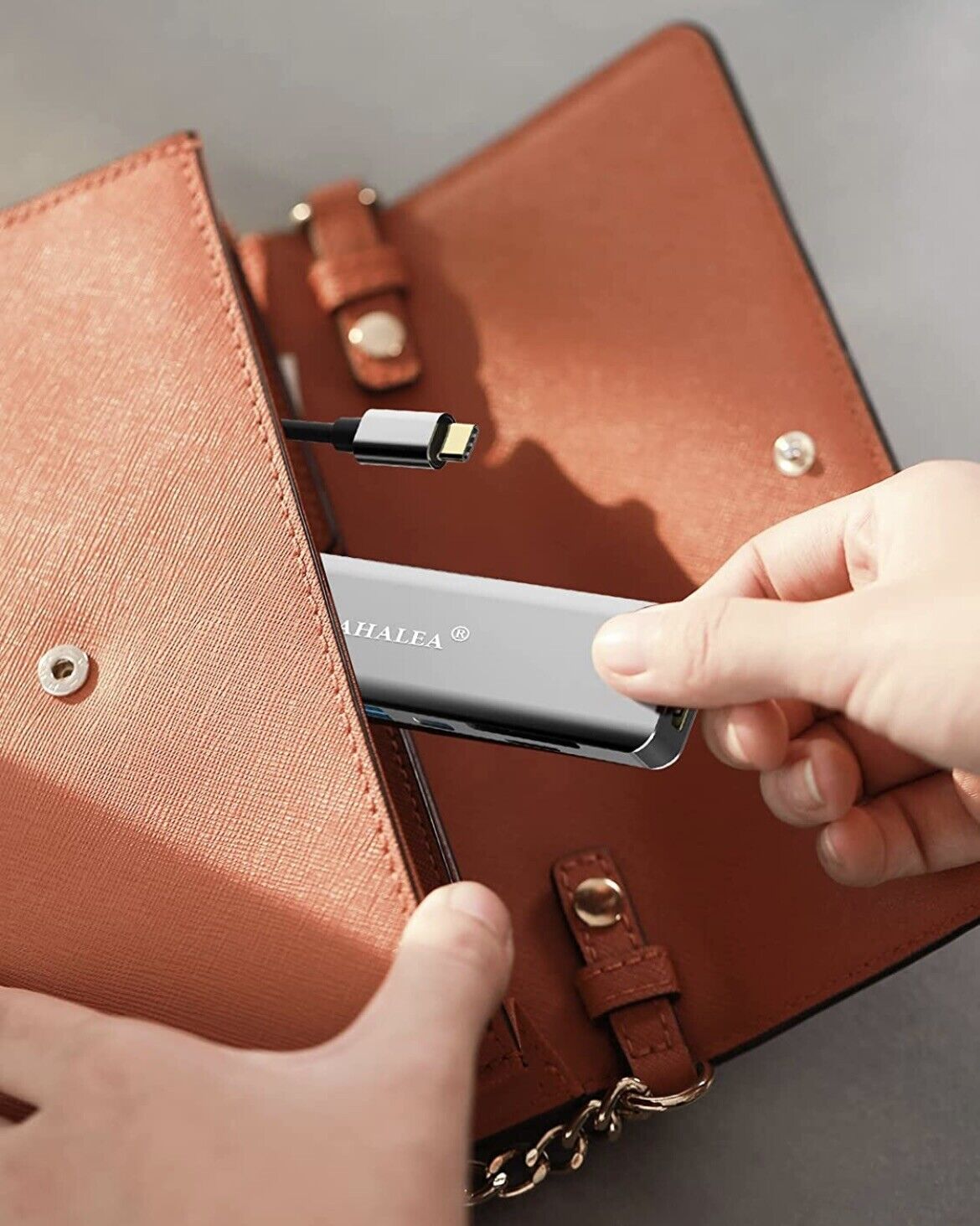 USB-C 5-in-1 Hub with HDMI & USB3.0