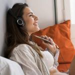 2-in-1 USB-C to 3.5mm Headphone Adapter