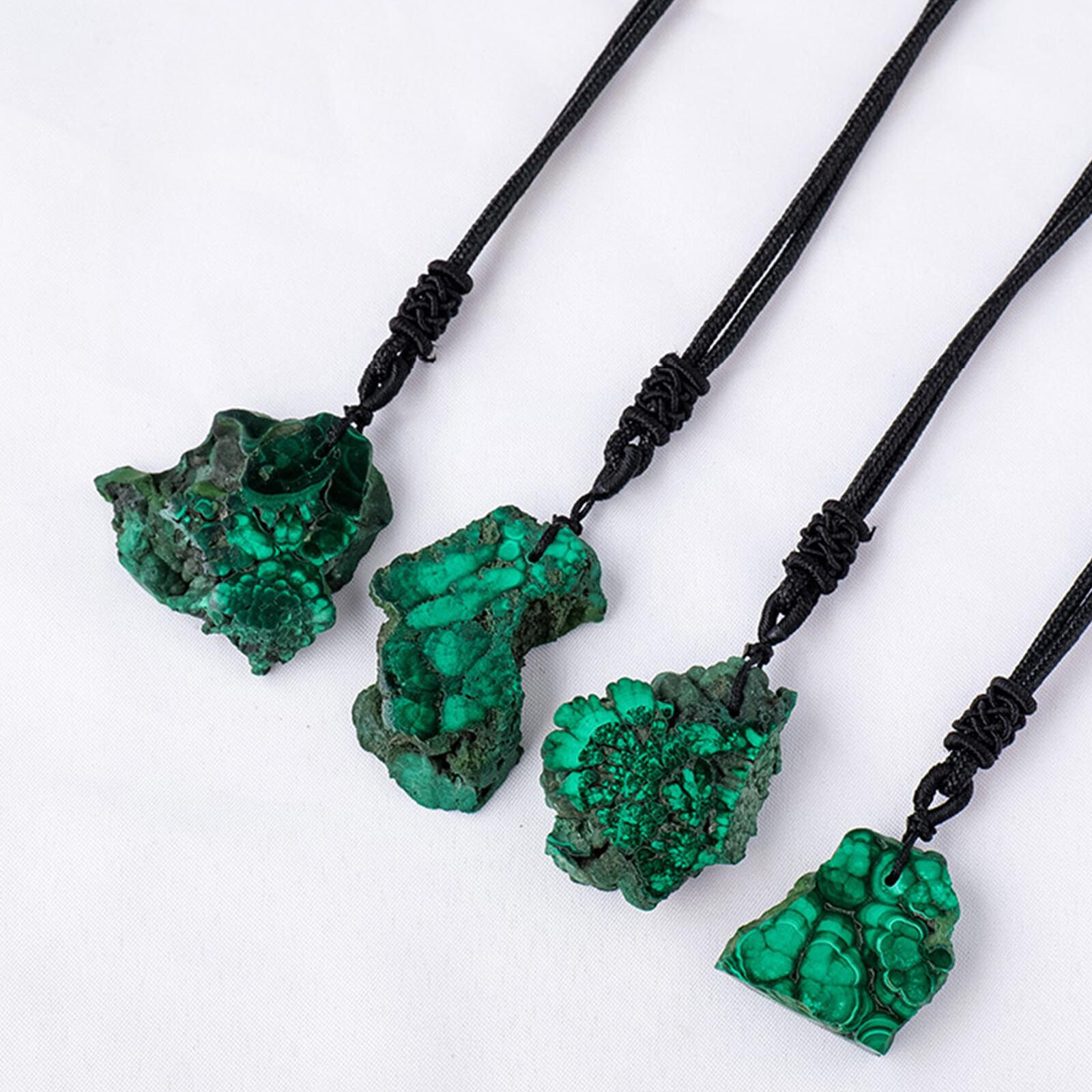 Malachite Crystal Pendant for Christmas Party Wear
