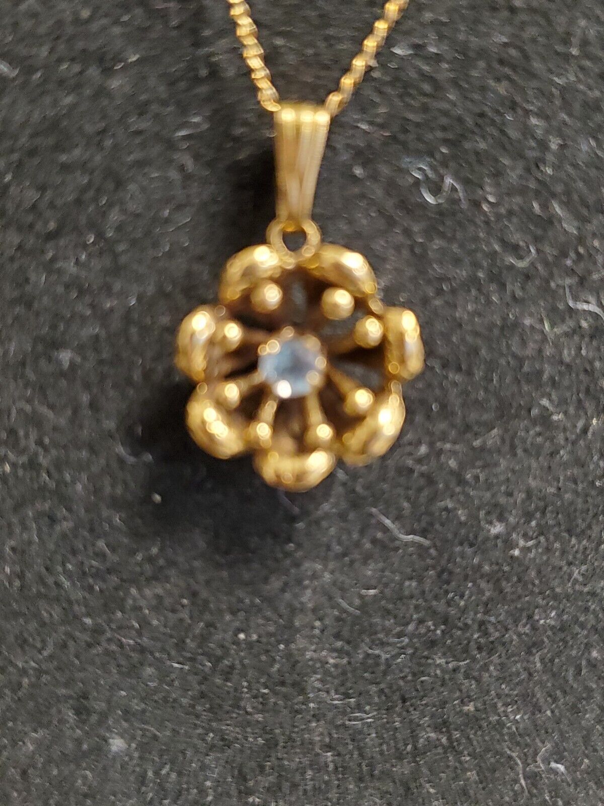 0.05 ct Natural Alexandrite 14K Yellow Gold Pendant