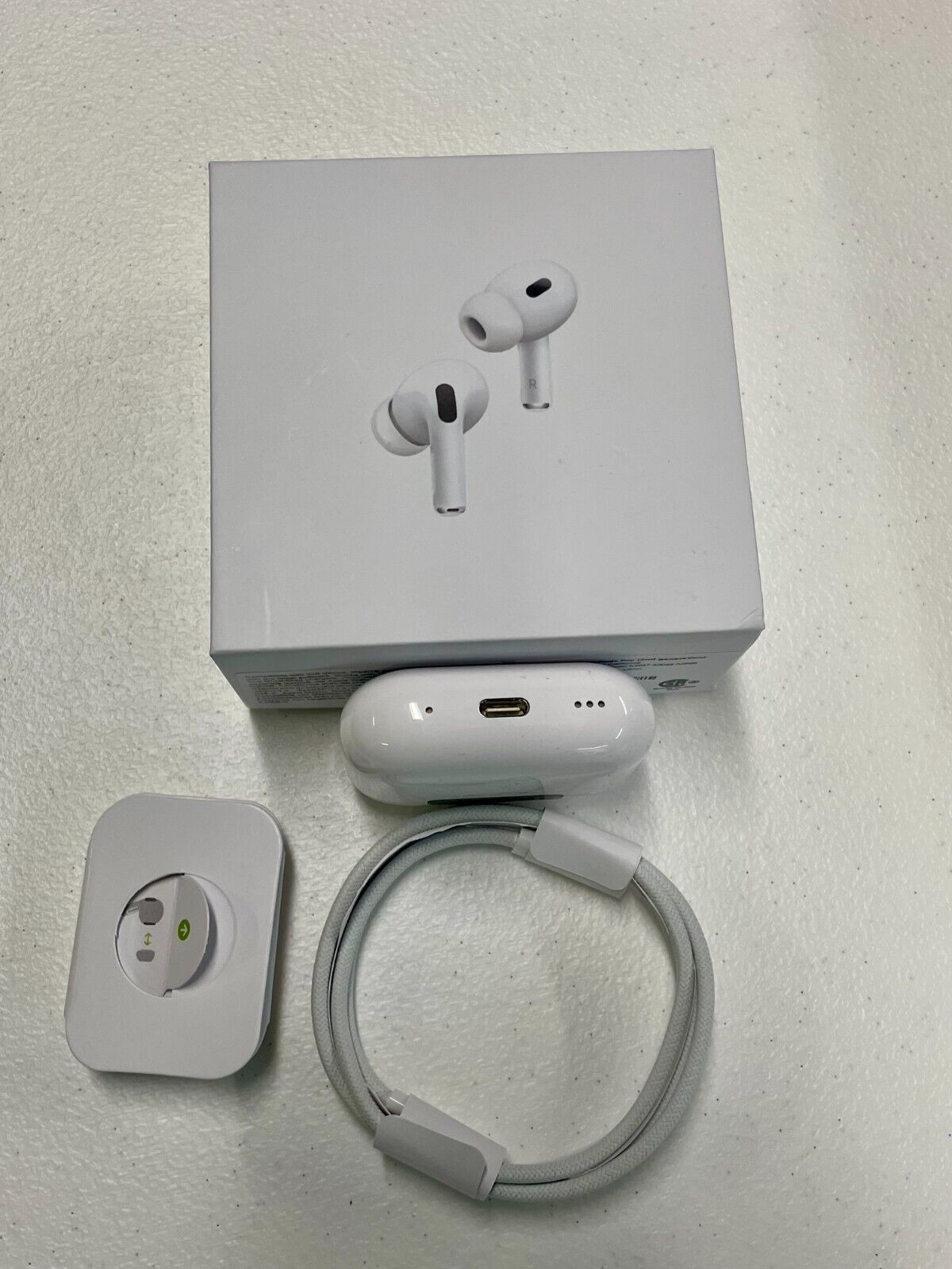 Apple Airpods Pro 2nd Gen with Magsafe Case