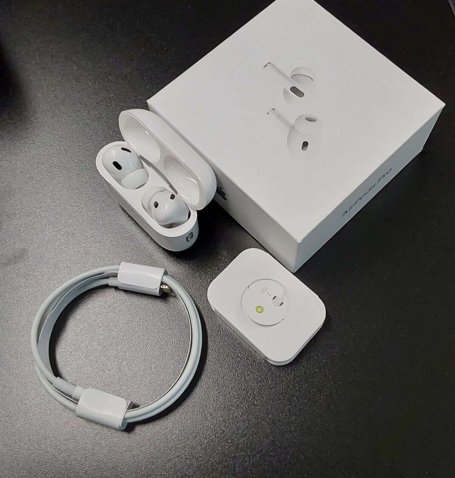 Apple Airpods Pro 2nd Gen with MagSafe Case