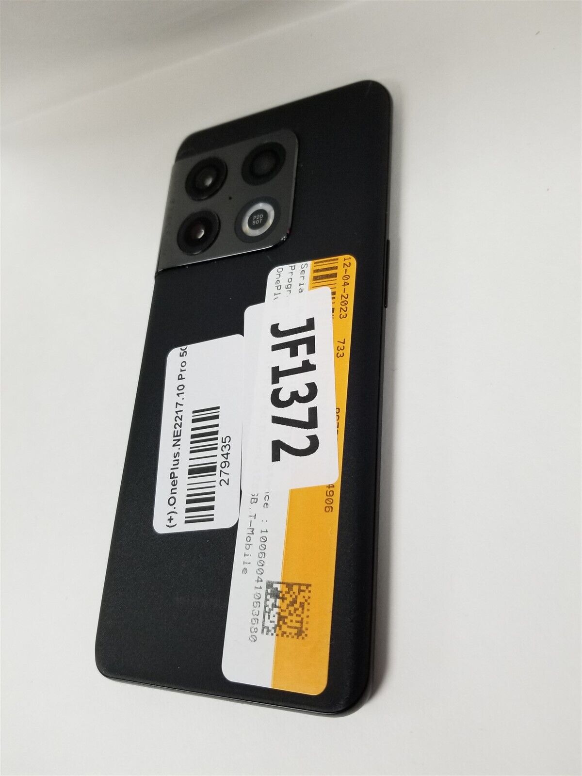 OnePlus 10 Pro 128GB Volcanic Black Unlocked Smartphone