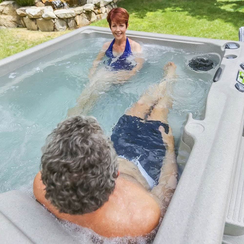 5-Person Patio Hot Tub Spa w/28 Jets