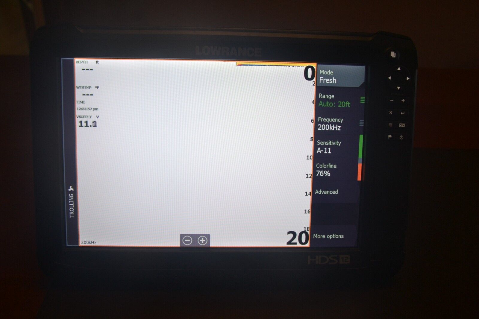 Lowrance HDS 12 Carbon Sonar/GPS/Chartplotter - v23.3