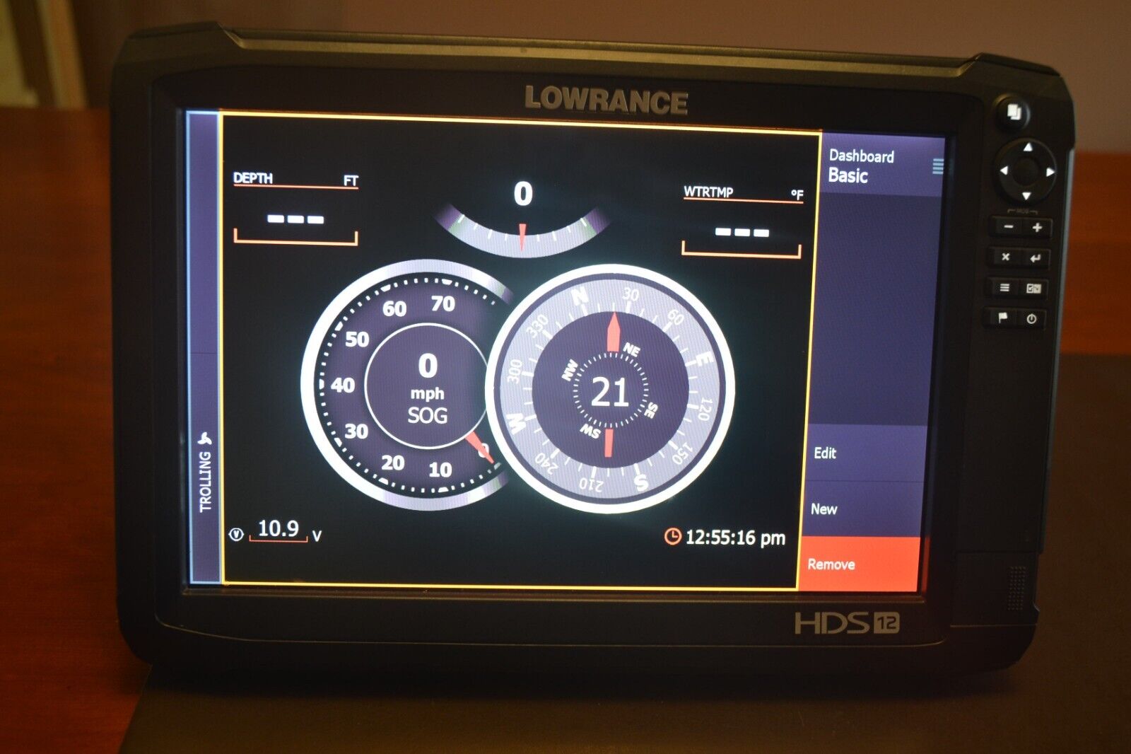 Lowrance HDS 12 Carbon Sonar/GPS/Chartplotter - v23.3