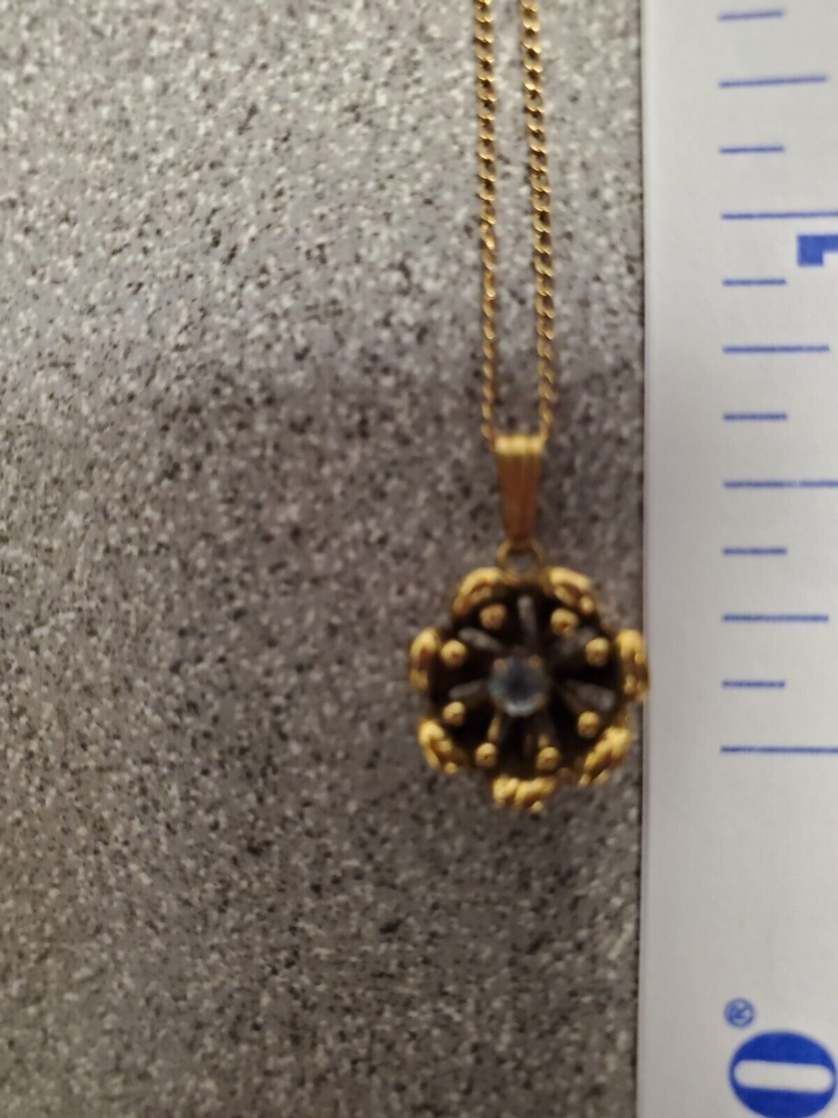 0.05 ct Natural Alexandrite 14K Yellow Gold Pendant