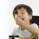 Kids Throat Soothing Lollipops by Beekeeper's Naturals - Doctor Formulated Immune Support, Vitamin D & Honey, Under 2g Sugar, Clean Ingredients,15 ct