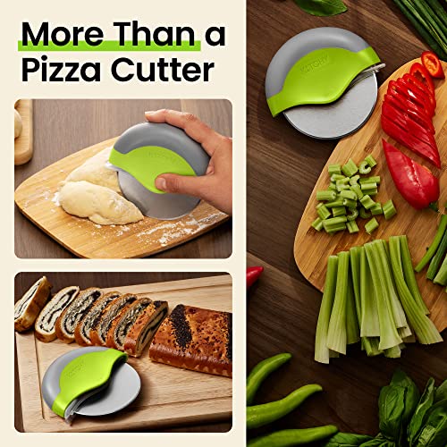 Green Kitchy Pizza Cutter with Protective Blade Guard