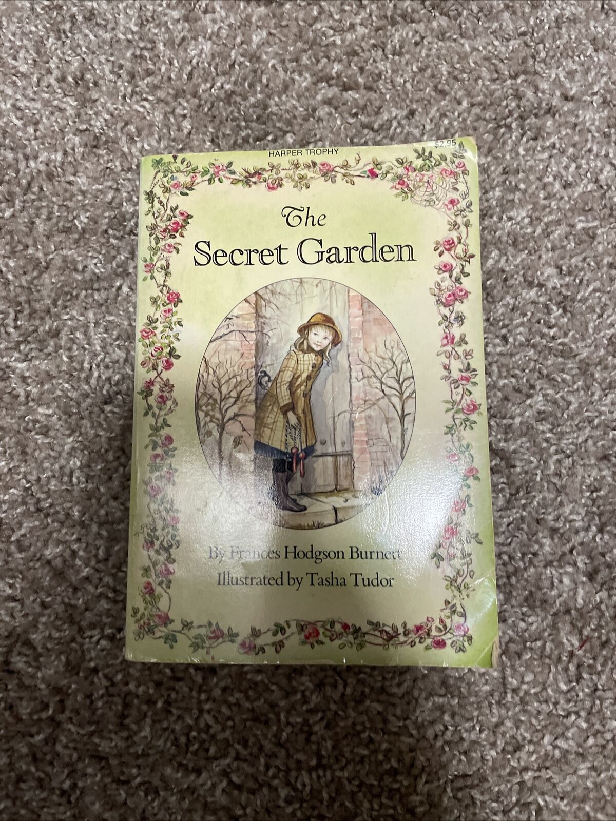 The Secret Garden by Frances Hodgson Burnett (Harper Classics)