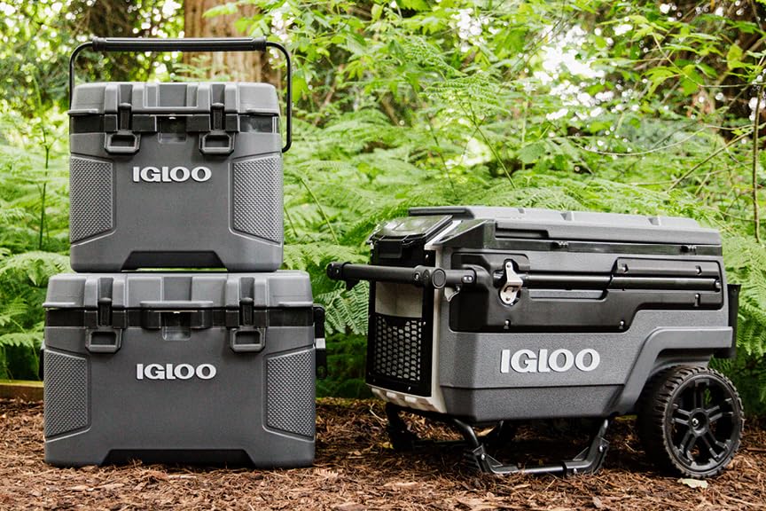 Igloo Trailmate 50 Qt Carbonite Cooler