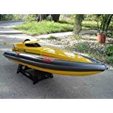 Yellow RC racing speed boat - 32" Majesty 800S