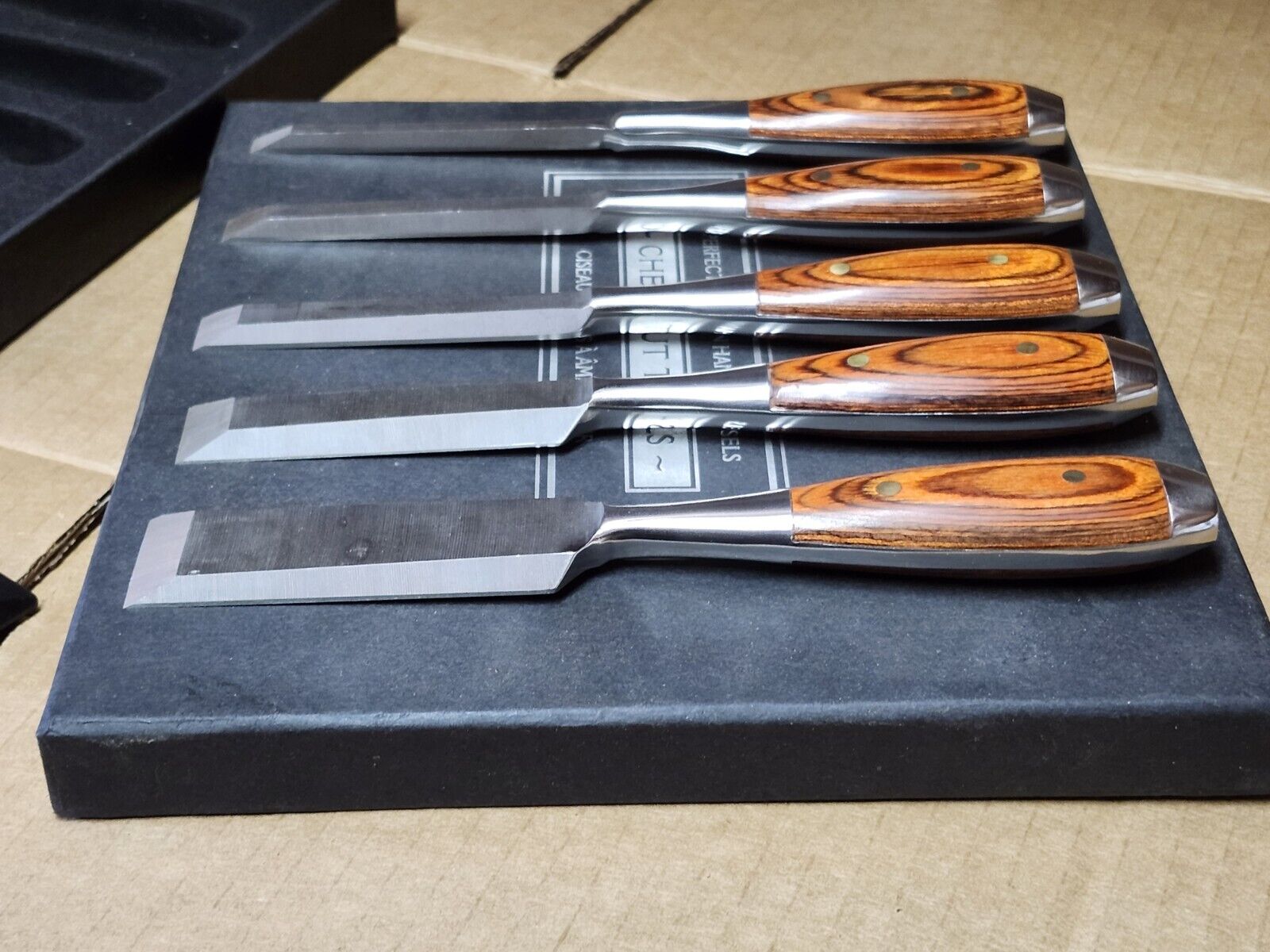 Chestnut Tools Pattern Handled Wood Chisel Set