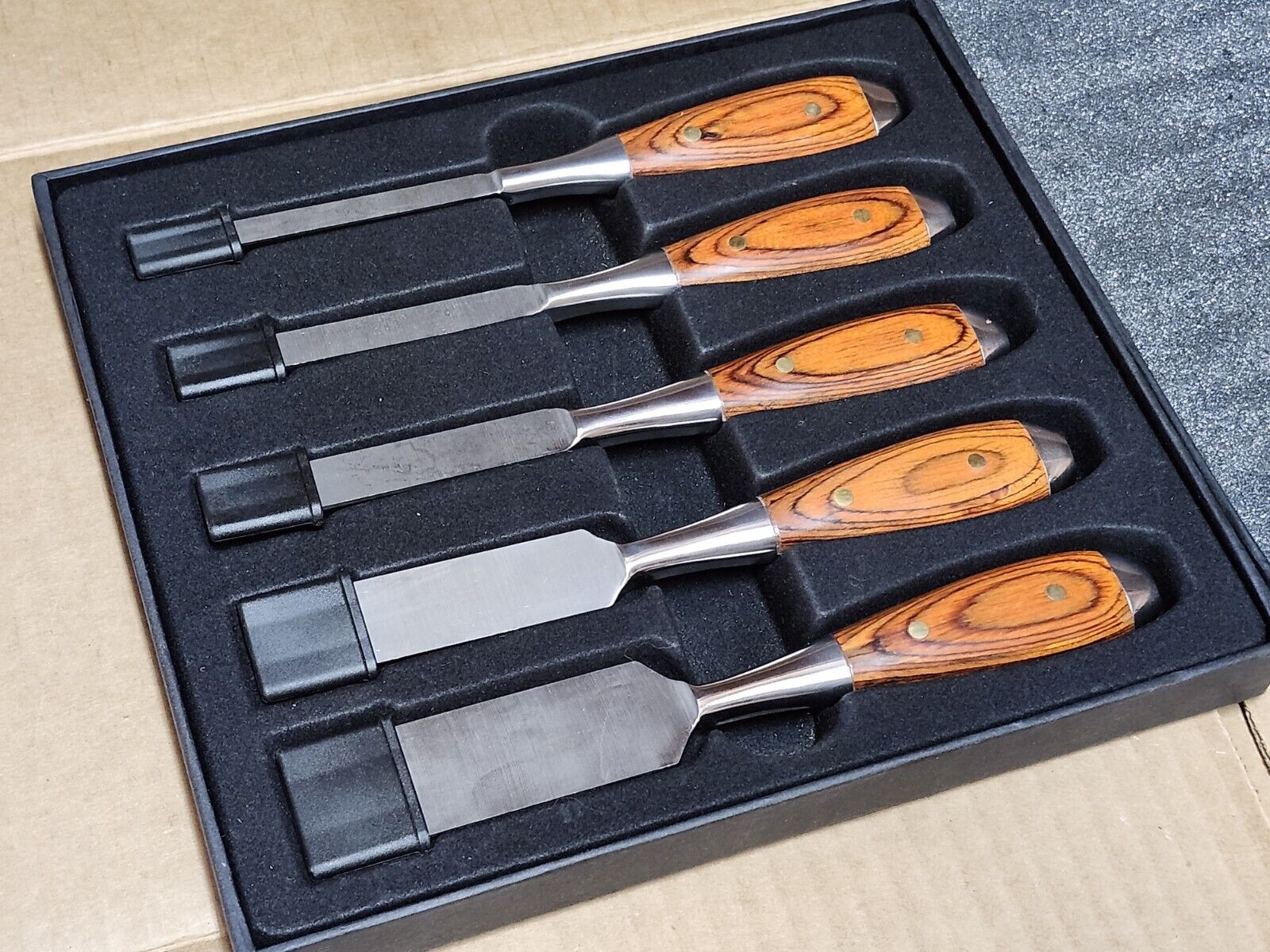 Chestnut Tools Pattern Handled Wood Chisel Set