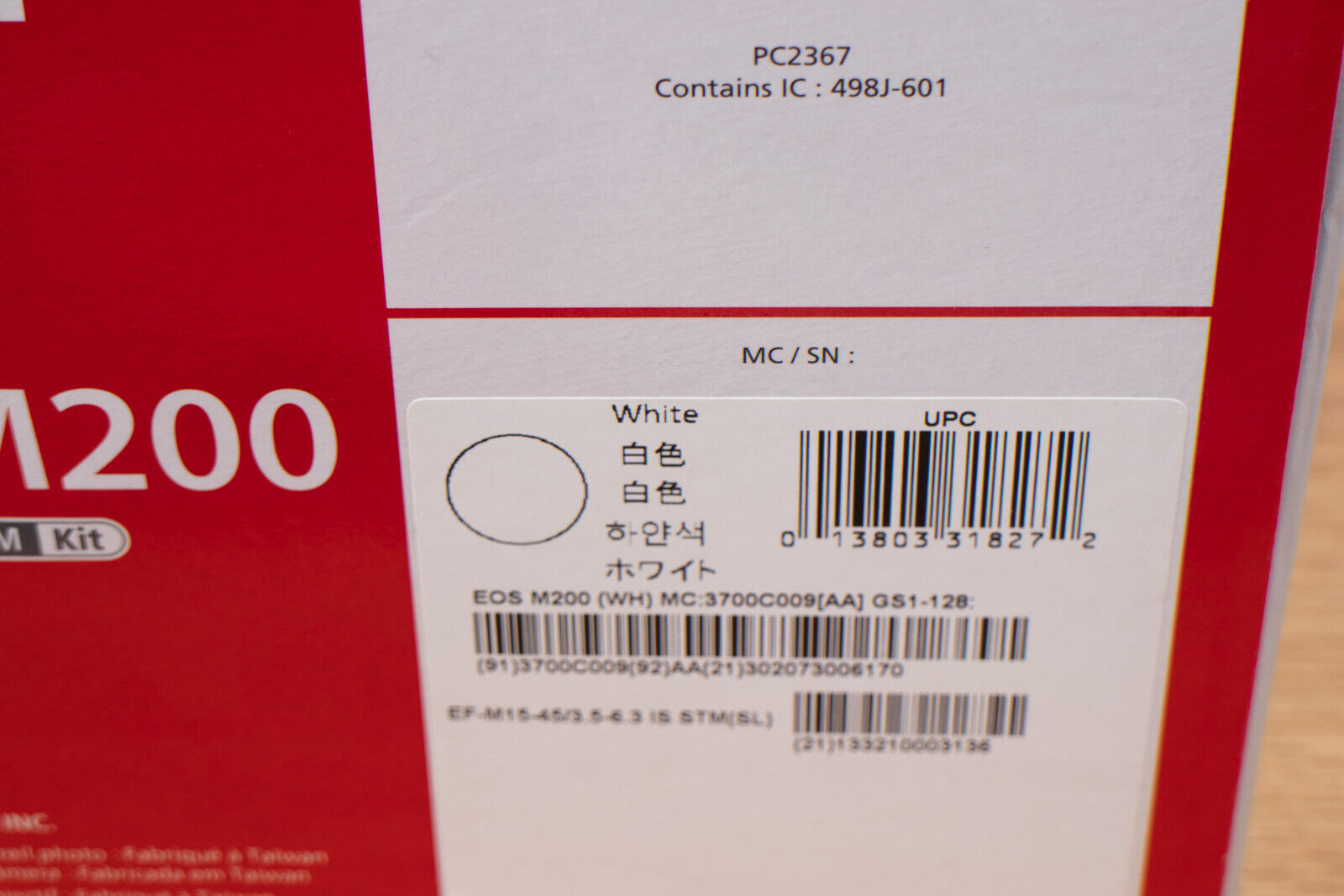 Canon M200 Mirrorless Camera with 15-45mm lens