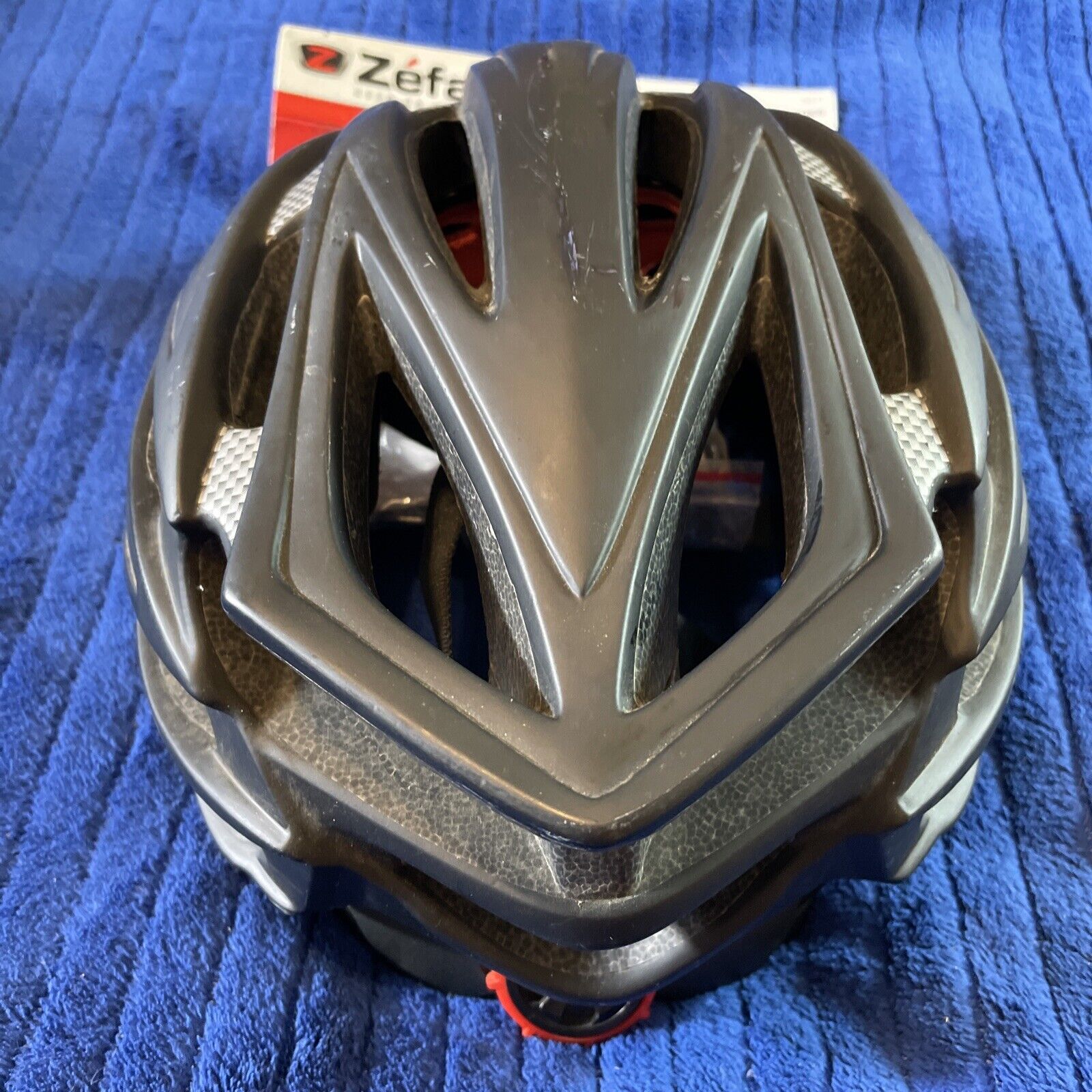 Zefal Adult Black Bike Helmet (Universal Fit, 24 Vents, Ages 14+)